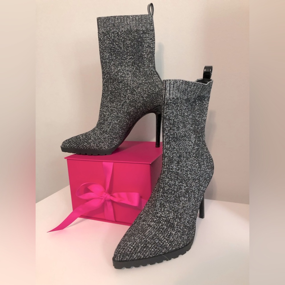 Mix No. 6 Gray Knit Ankle Boots